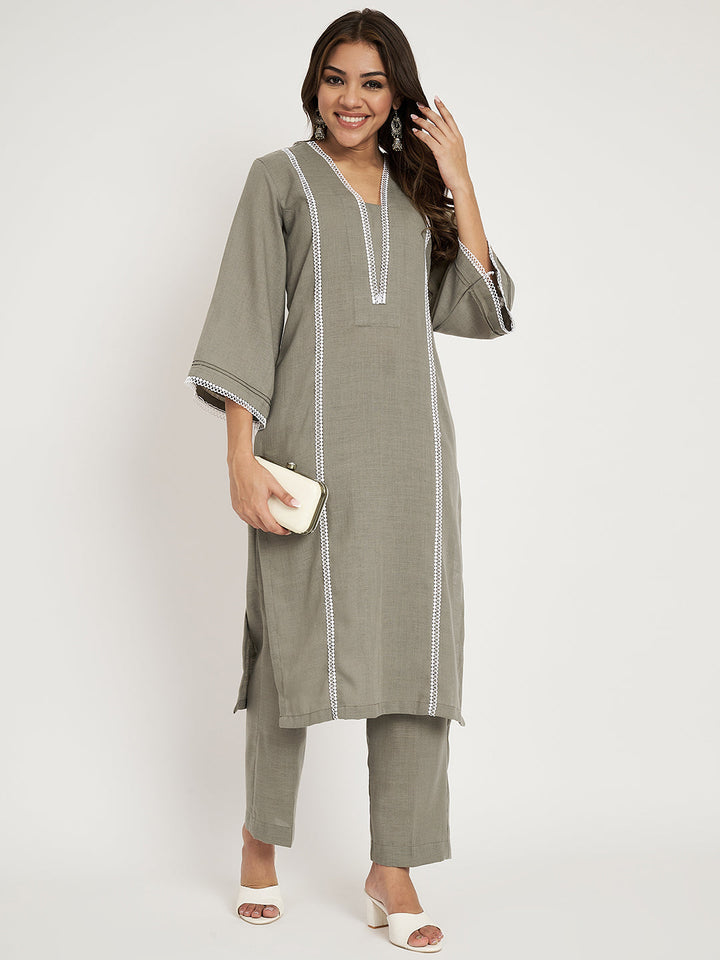 anokherang Combos Aashy Grey Straight Kurti with Straight Pants