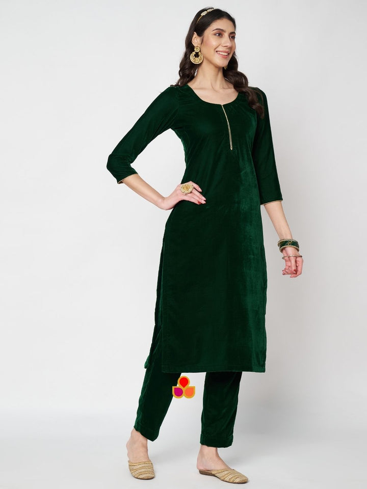 anokherang Combos Deep Green Velvet Straight Kurti with Pants and Embroidered Bandhej Silk Dupatta