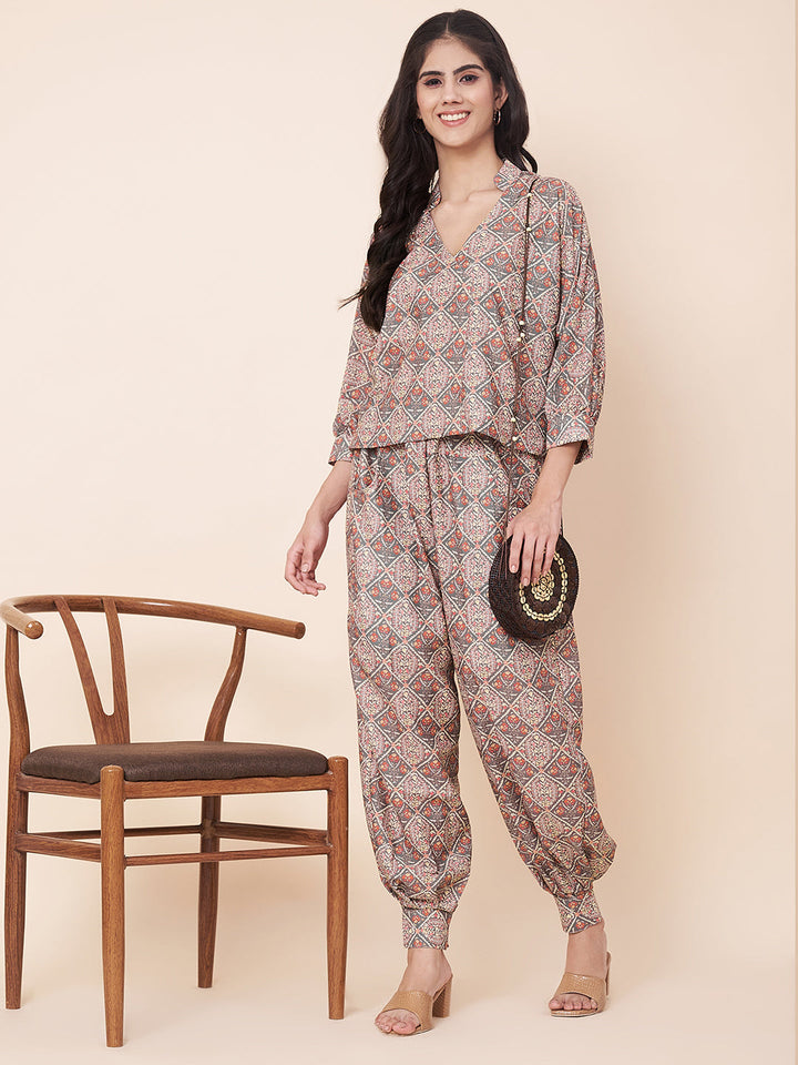 anokherang Combos Grey Pinted Harem Top with Jogger Pants