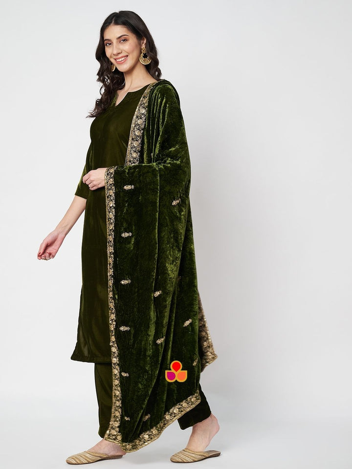 anokherang Combos Moss Green Velvet Straight Kurti with Pants Embroidered Velvet Dupatta