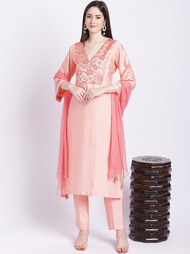 anokherang Combos Peach Banarsi Straight Kurti with Pants