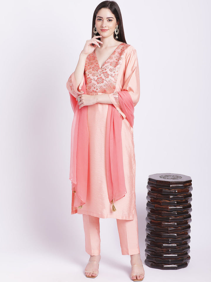 anokherang Combos Peach Banarsi Straight Kurti with Pants