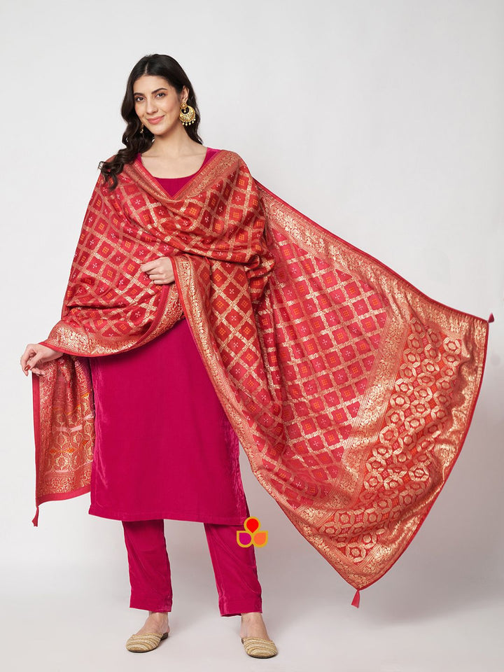 anokherang Combos Pink Velvet Straight Kurti with Pants and Pink Red Bandhej Banarsi Dupatta