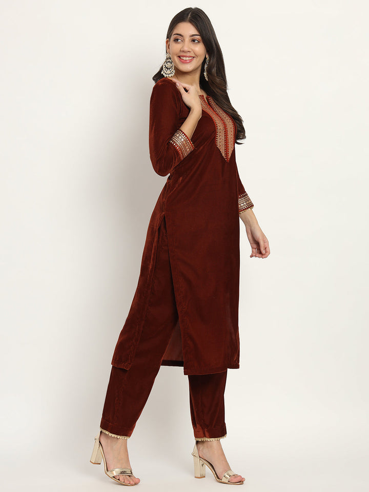 anokherang Combos Rust Festive Velvet Kurti with Pants