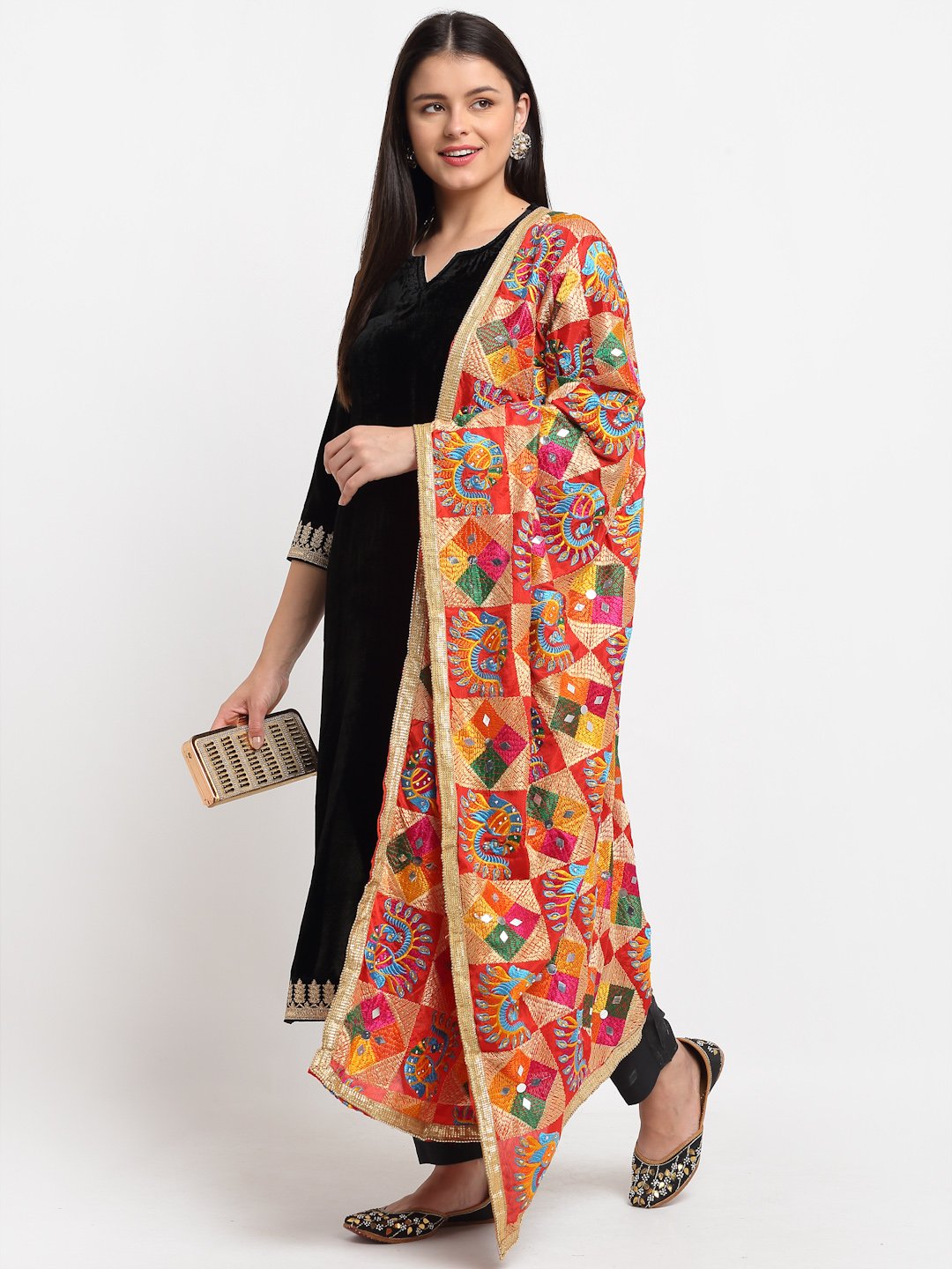 Meeranshi Women White Floral Yoke Design High Slit Phulkari Pure Cotton  Kurta with Trousers & With Dupatta Price in India, Full Specifications &  Offers | DTashion.com