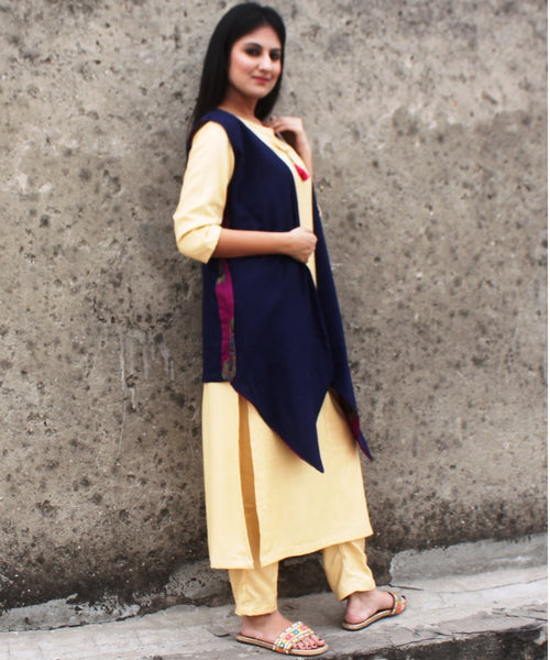 Golden N Gold Kurti with Leggings