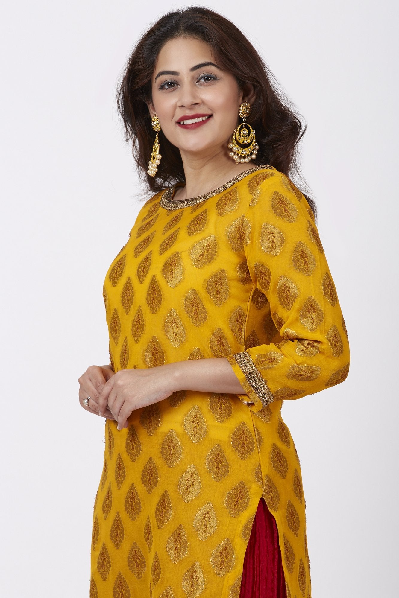 Mangal Mustard Banarsi Kurti With Crushed Silk Palazzo – anokherang