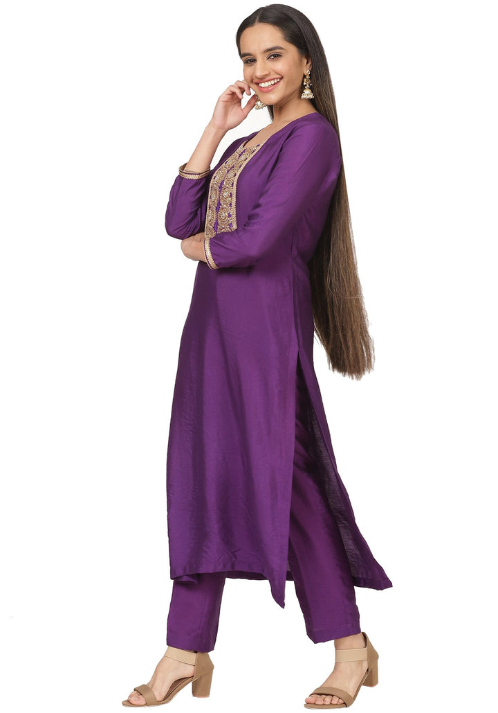 anokherang Combos Purple Embroidered Kurti with Straight Pants