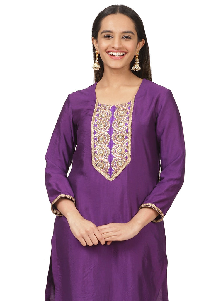 anokherang Combos Purple Embroidered Kurti with Straight Pants