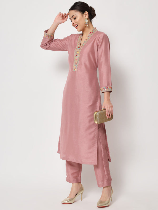 anokherang Combos Soft Mauve Thread Embroidered Kurti with Pants